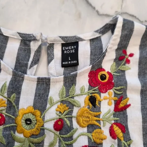 Emery Rose Flutter Sleeve Blue White Striped Embroidered Floral Blouse Womens L - Picture 6 of 12